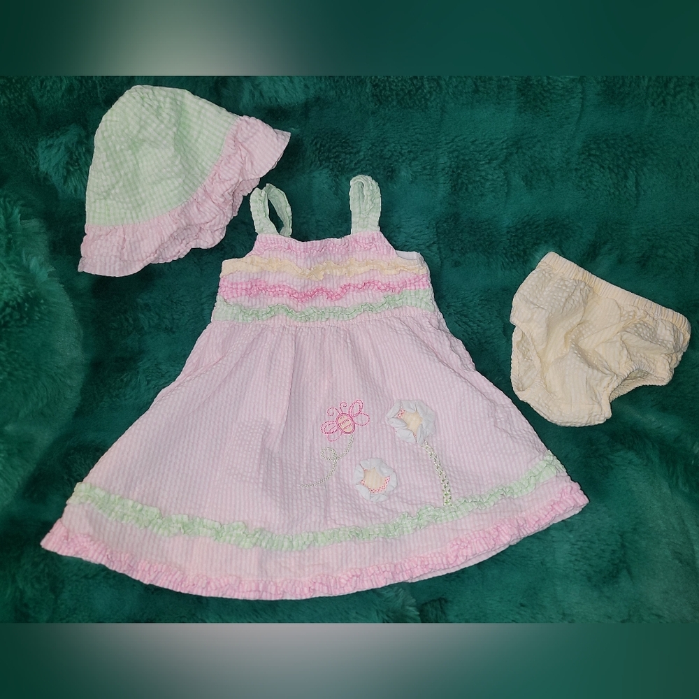 🌸 Pastel Seersucker Ruffled Sun Dress Set  Hat & Bloomers B.T. Kids 12-18 Month
